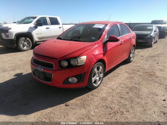 Chevrolet Sonic Ltz Auto 2015 1G1JE5SB0F4101793 Image 2
