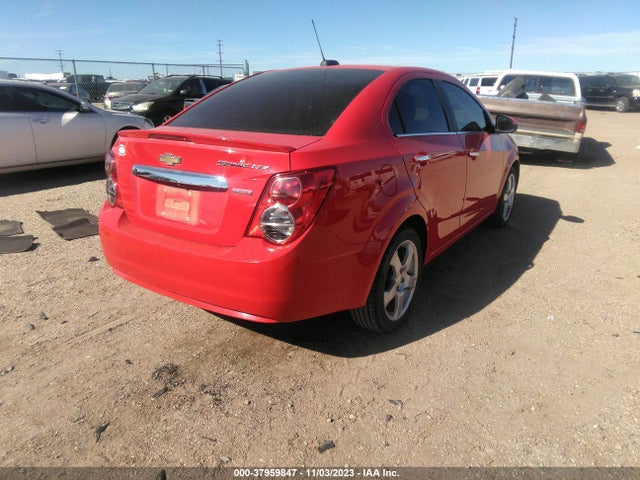 Chevrolet Sonic Ltz Auto 2015 1G1JE5SB0F4101793 Image 4