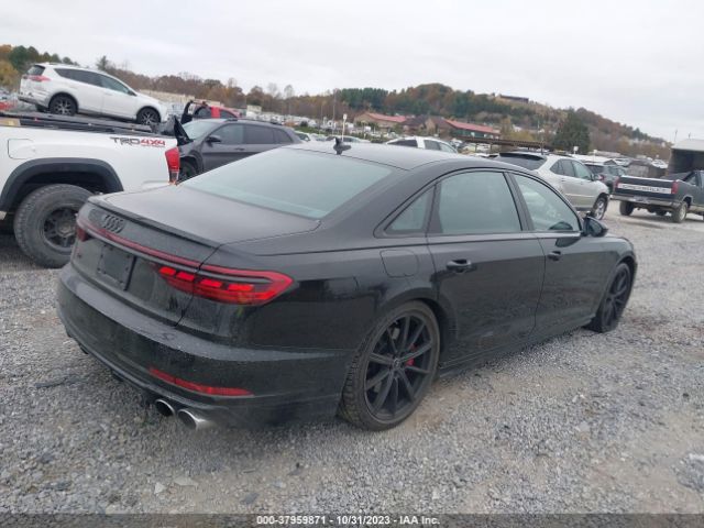 2022 AUDI S8 WAULSBF82NN006678 Photo 3