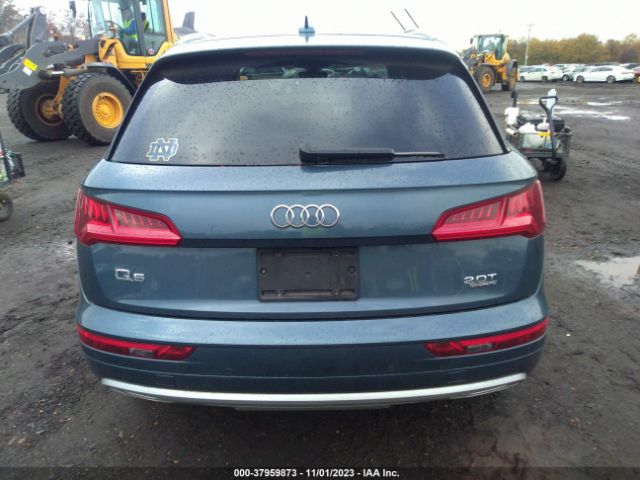 WA1BNAFY9J2078256 Audi Q5 Premium Plus
