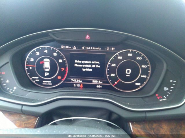 WA1BNAFY9J2078256 Audi Q5 Premium Plus