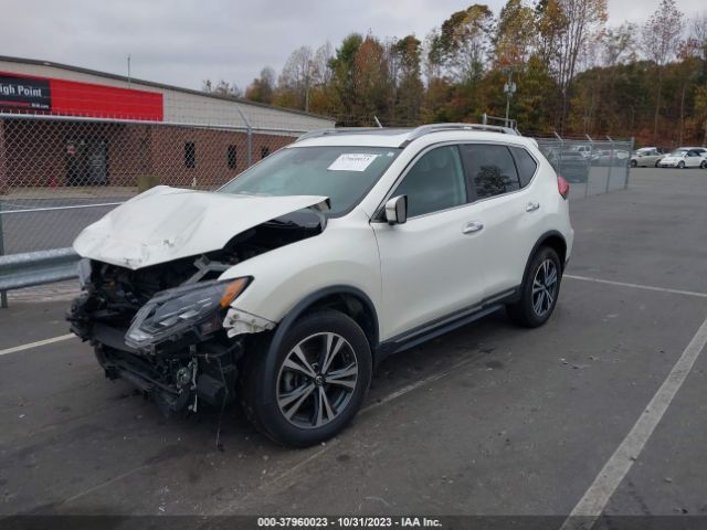 5N1AT2MV5HC885685 Nissan Rogue Sl