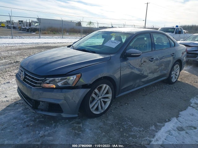 1VWLA7A35KC009304 Volkswagen Passat 2.0t Wolfsburg Edition
