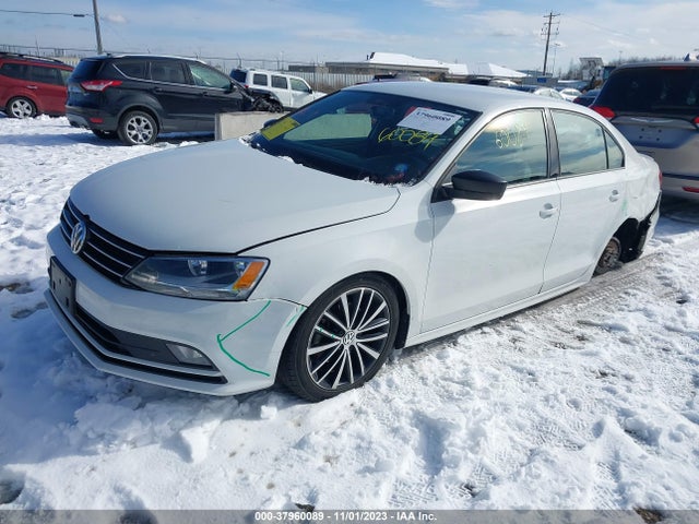 3VWD17AJ3GM285182 Volkswagen Jetta Sedan 1.8t Sport