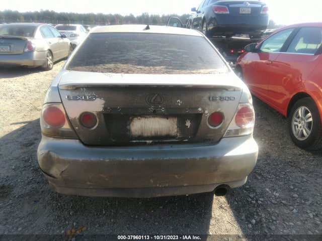2003 LEXUS IS 300 BASE W/5-SPEED AUTO VIN: JTHBD192530077764