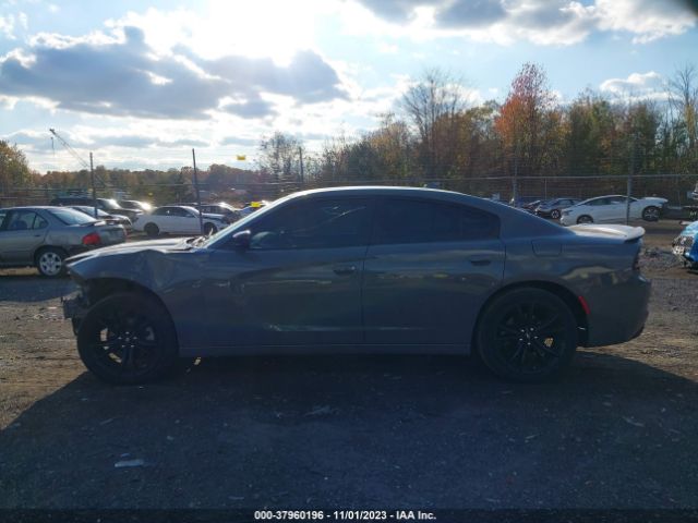 2C3CDXHG8JH200847 Dodge Charger Sxt Plus Rwd
