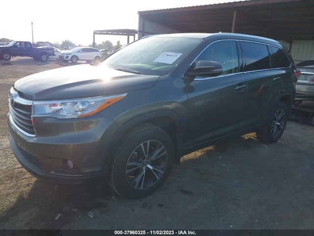 Toyota Highlander Xle 2016 5TDJKRFH1GS324761 Image 2
