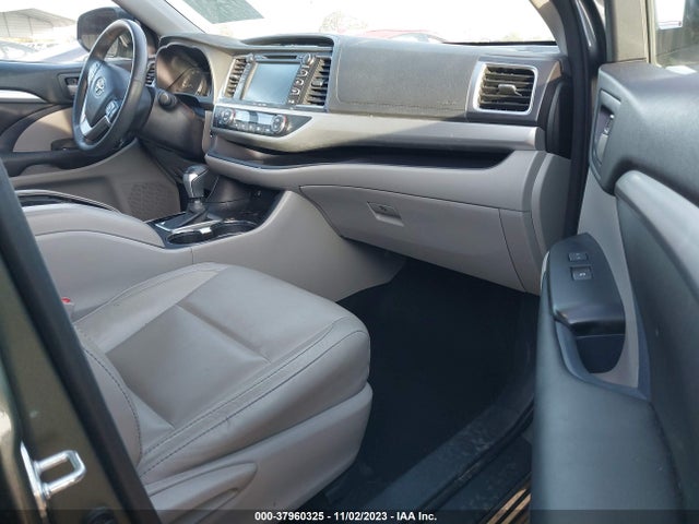 Toyota Highlander Xle 2016 5TDJKRFH1GS324761 Image 5
