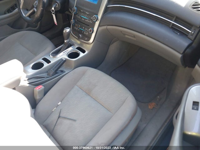 Chevrolet MALIBU LS 2015 1G11B5SL4FF243926 Image 5