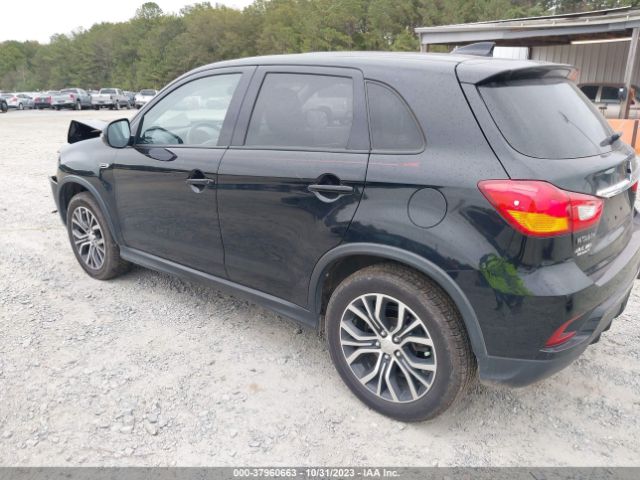 2018 MITSUBISHI OUTLANDER SPORT JA4AP3AU0JU024032 Photo 2