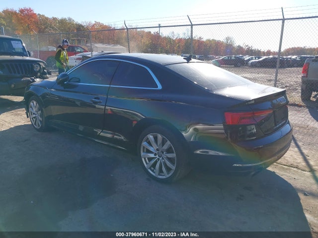 WAUNNAF5XJA003058 Audi A5 2.0t Premium
