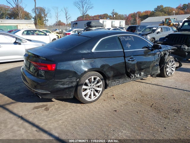 WAUNNAF5XJA003058 Audi A5 2.0t Premium