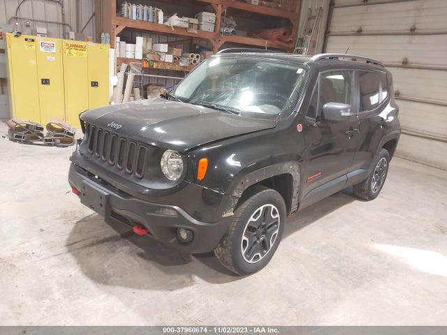Продажа на аукционе авто 2015 Jeep Renegade Trailhawk, vin: ZACCJBCT9FPB28316, номер лота: 37960674