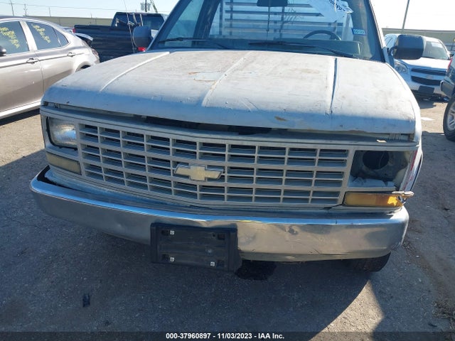 1988 CHEVROLET GMT-400 C1500 VIN: 2GCDC14H3J1153606