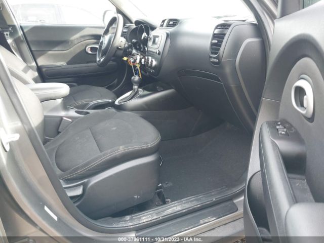 KNDJP3A54E7033805 KIA SOUL +