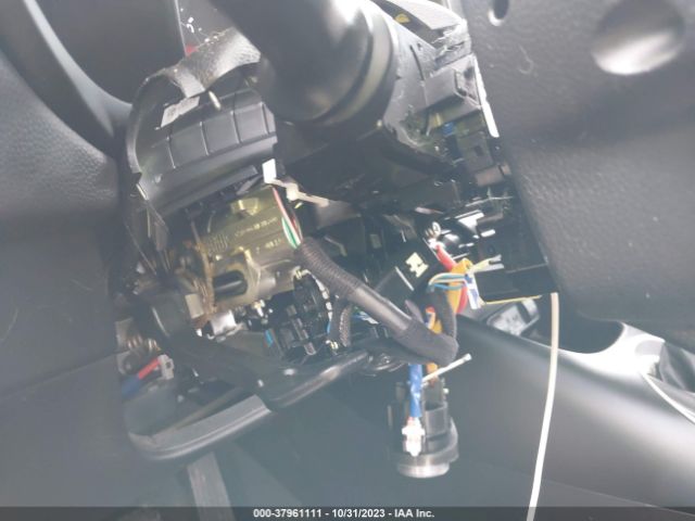 KNDJP3A54E7033805 KIA SOUL +