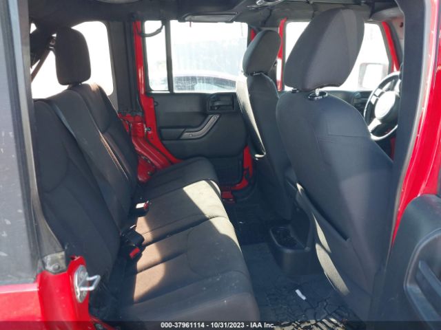 1C4BJWDG5GL270320 Jeep Wrangler Unlimited Sport
