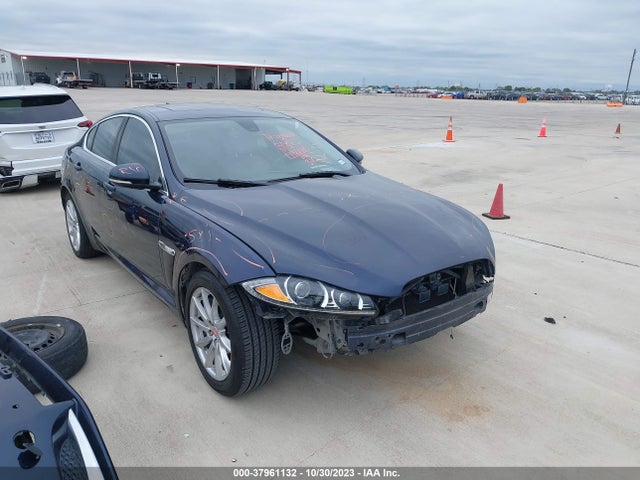 2015 JAGUAR XF SAJWA0FS9FPU67404 Photo 5