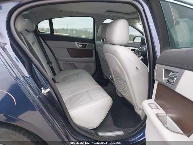 2015 JAGUAR XF SAJWA0FS9FPU67404 Photo 7