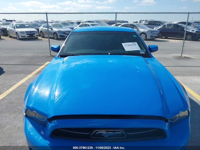 2014 FORD MUSTANG V6 PREMIUM VIN: 1ZVBP8AM9E5200855