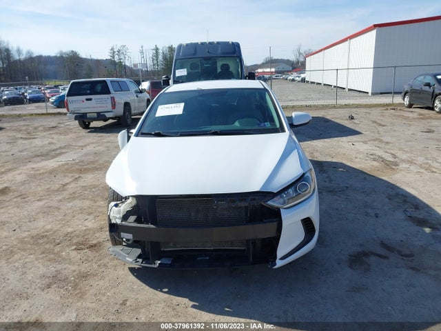 2017 HYUNDAI ELANTRA SE VIN: 5NPD84LF6HH166913