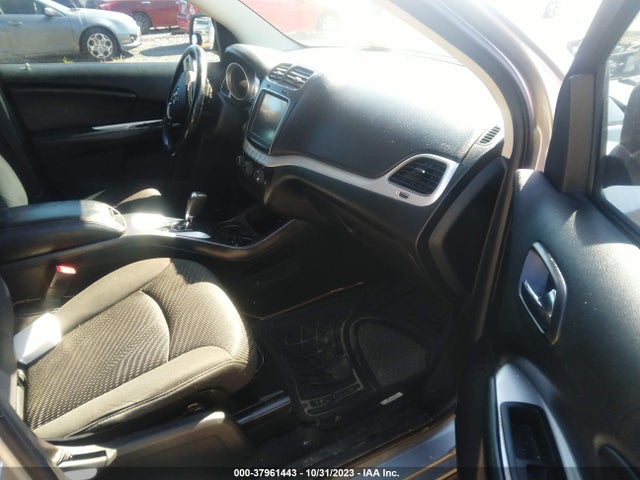 2015 DODGE JOURNEY SXT VIN: 3C4PDCBB4FT529448
