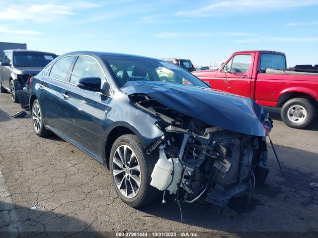 2018 4T1BK1EB6JU284324 main image