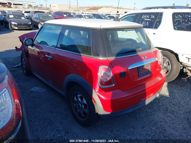 2013 MINI HARDTOP WMWSU3C57DT679109 Photo 2