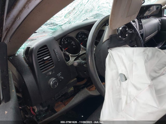 2008 CHEVROLET SILVERADO 1500 LT2 VIN: 2GCEK19J581311201