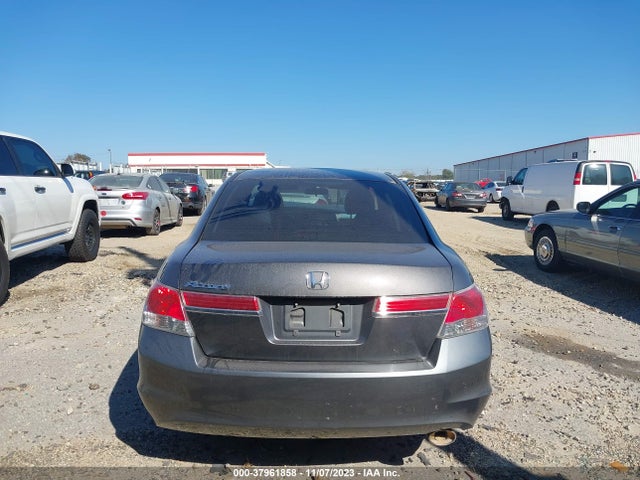 2011 HONDA ACCORD 2.4 LX VIN: 1HGCP2F30BA093882