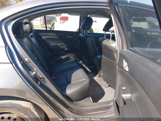 2011 HONDA ACCORD 2.4 LX VIN: 1HGCP2F30BA093882