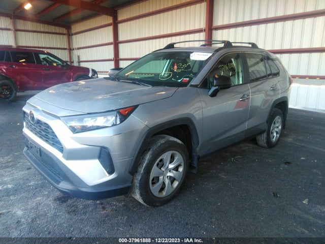 Toyota RAV4 LE 2020 2T3F1RFV2LW100065 Image 2