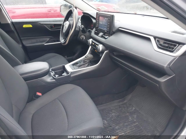 Toyota RAV4 LE 2020 2T3F1RFV2LW100065 Image 5