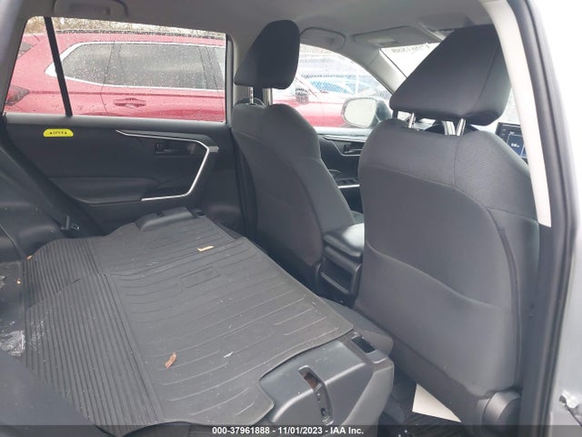 Toyota RAV4 LE 2020 2T3F1RFV2LW100065 Image 8