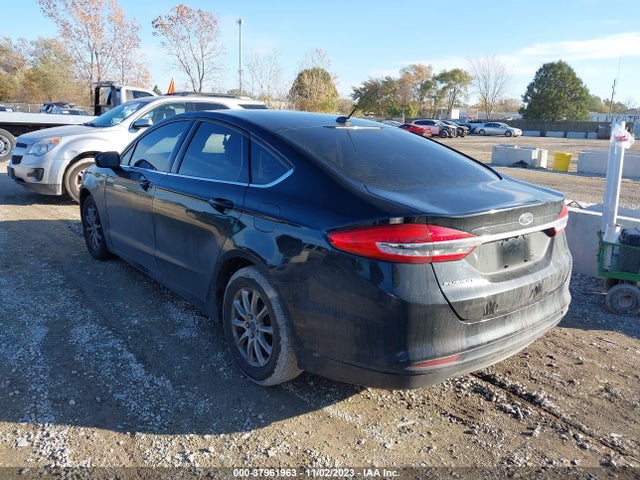 Ford FUSION S 2017 3FA6P0G77HR162072 Image 3