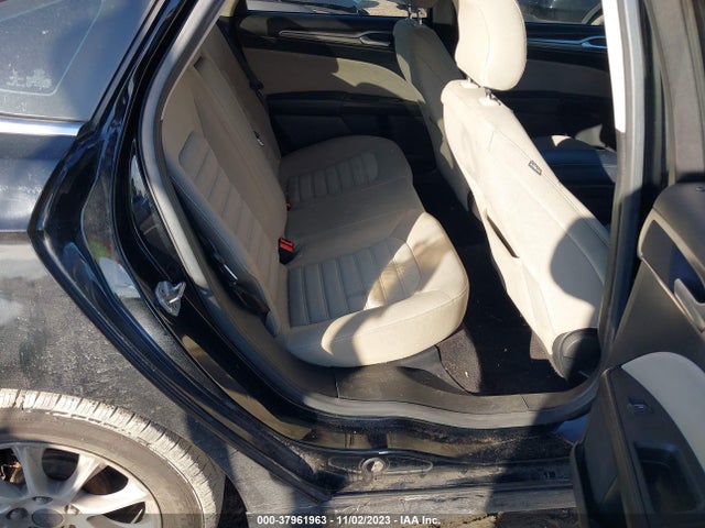 Ford FUSION S 2017 3FA6P0G77HR162072 Image 8