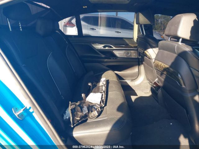 WBA7F0C34HGM22159 BMW 7 Series 750i
