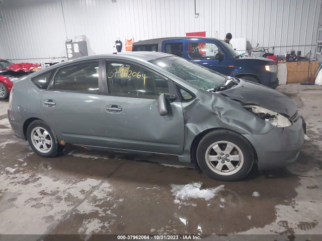2004 TOYOTA PRIUS VIN: JTDKB22UX40024939