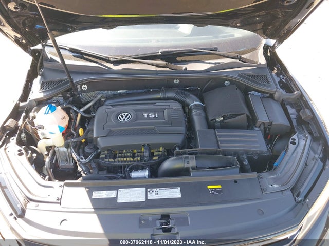1VWAT7A35HC025268 Volkswagen Passat 1.8t S