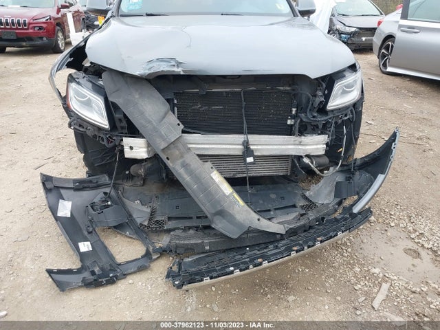 Audi Q5 2.0t Premium 2017 WA1C2AFPXHA095474 Image 6
