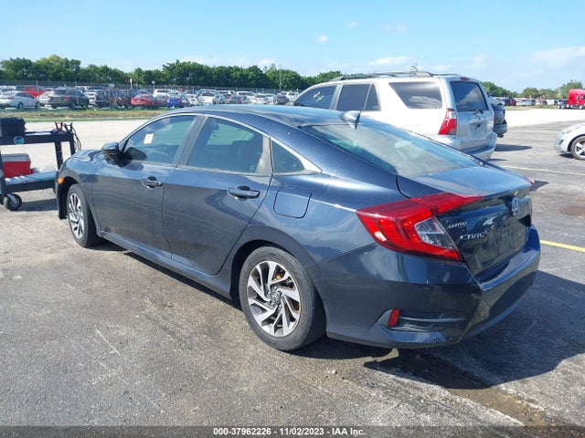 Honda CIVIC EX 2018 19XFC2F71JE011261 Image 3