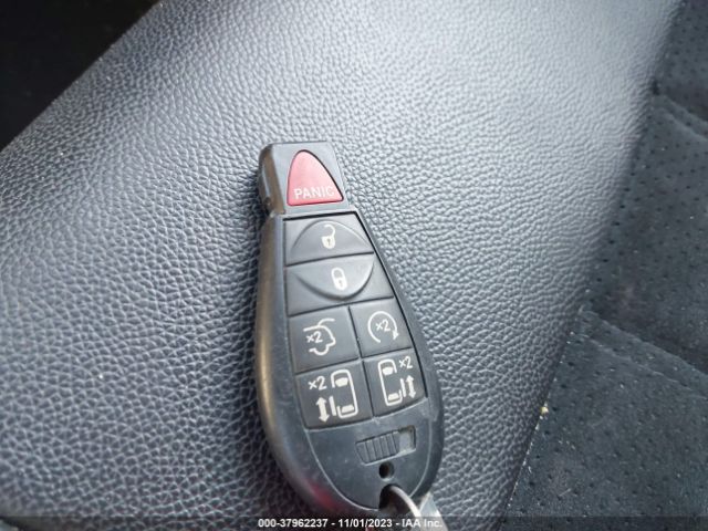 2C4RDGCG1JR223099 Dodge Grand Caravan Sxt