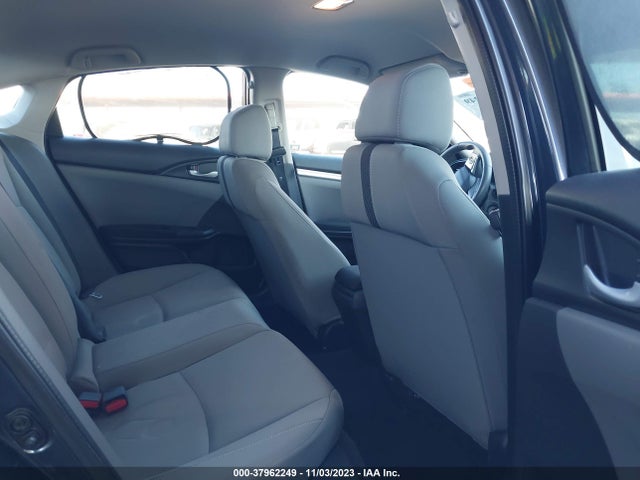 2016 HONDA CIVIC LX VIN: 19XFC2F58GE005917