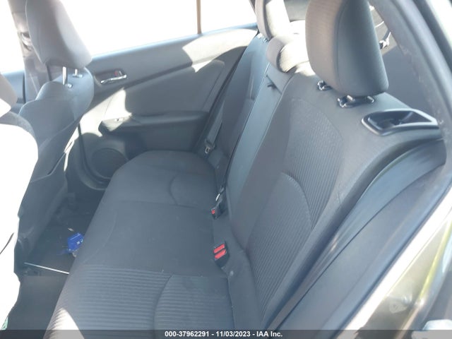 Toyota Prius Two 2016 JTDKBRFU4G3009617 Image 8