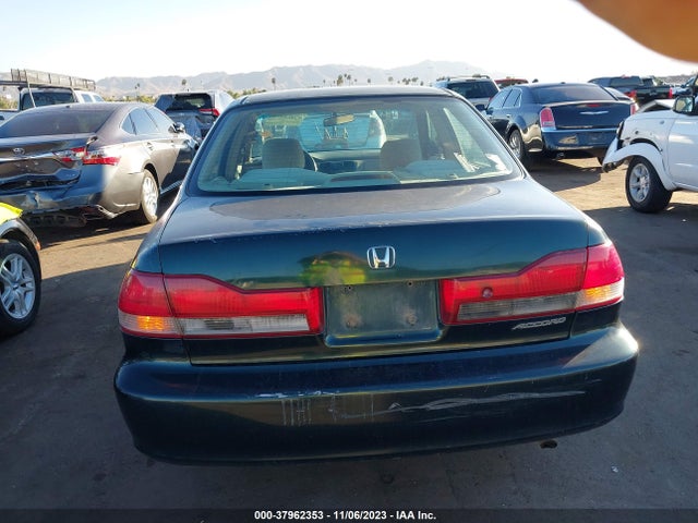 2001 HONDA ACCORD SDN LX VIN: 1HGCG564X1A075284