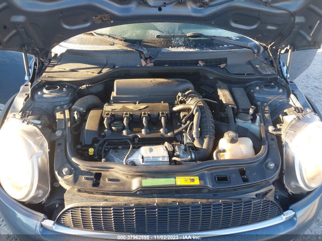 2010 MINI COOPER S WMWMF7C58ATX46032 Photo 9