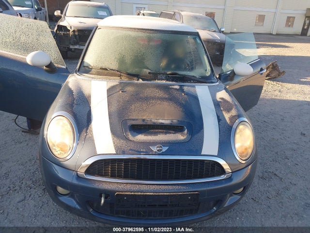 2010 MINI COOPER S WMWMF7C58ATX46032 Photo 5
