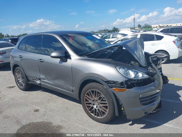 2013 PORSCHE CAYENNE WP1AA2A23DLA19089 Photo 0