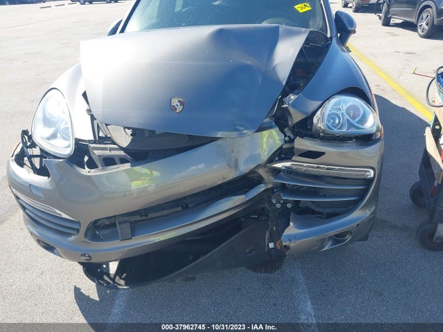 2013 PORSCHE CAYENNE WP1AA2A23DLA19089 Photo 5
