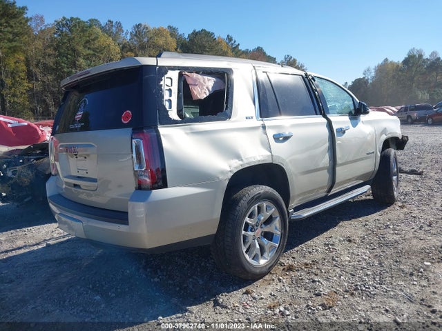 GMC YUKON SLT 2017 1GKS1BKC7HR112489 Image 4